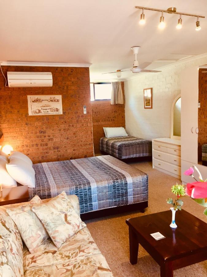 Colonial Motor Inn Pambula Dış mekan fotoğraf